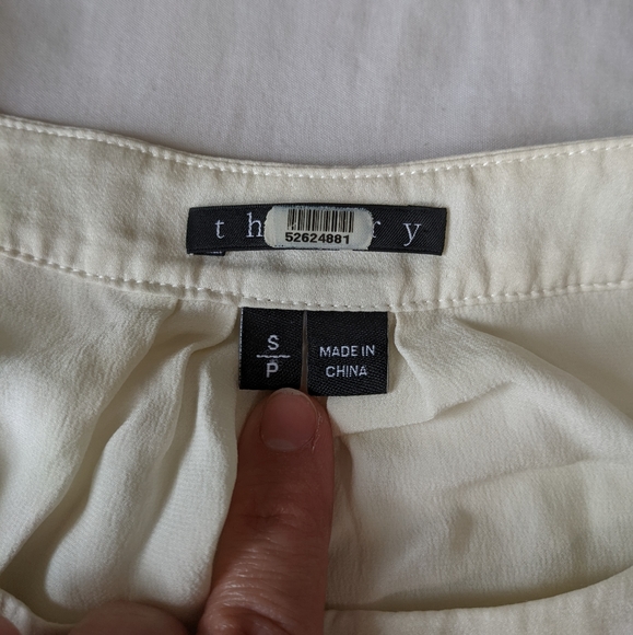 Theory 100% Silk Halter Top Half Button Down Creamy White Small Relaxed Fit - Picture 4 of 12